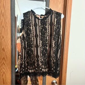 Chic Black Lace Sleeveless Blouse